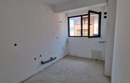 Apartament decomandat, 3 camere, intermediar, garaj, Zona Teilor ! 