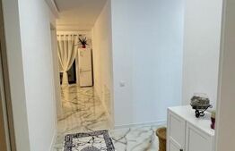 Apartamentcu cu 3 camere, 55 mp, etaj intermediar, garaj, zona Vivo