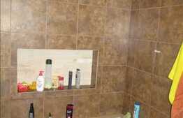 Apartament cu 2 camere, 50 mp! 2 balcoane! Loc parcare! Zona TERRA!