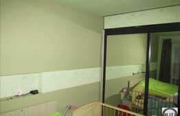 Apartament cu 2 camere, 50 mp! 2 balcoane! Loc parcare! Zona TERRA!