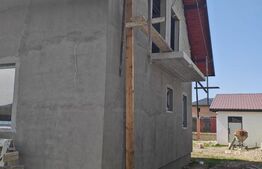 Casă de vânzare Tărlungeni – 5 camere, teren, garaj, intabulată