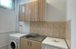 Garsoniera de vanzare, 28 mp, balcon, zona Aleea Detunata