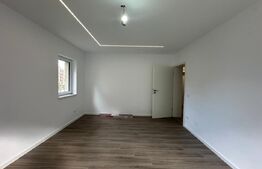 Apartament de vanzare, cu 2 camere, 50 mp, complet renovat, zona Racadau 