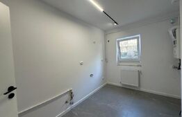 Apartament de vanzare, cu 2 camere, 50 mp, complet renovat, zona Racadau 