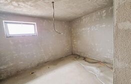 Casa individuala cu garaj, 190mp, teren 550 mp, Dezmir