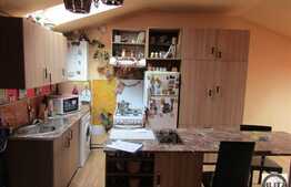 Mansarda de vanzare, 2 camere, 53.84 mp! Zona strazii Florilor!