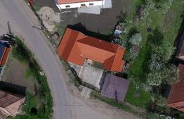 Casă primitoare, Ceanu Mic, terasa, garaj, curte cu pomi, COMISION 0 %