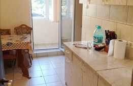 Vanzare apartament 3 camere, 70 mp, zona BRD