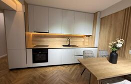 Apartament la cheie, gradina, parcare, zona Terra