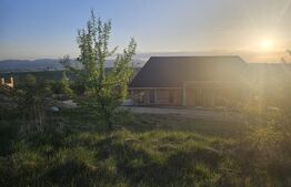 Teren 1150 mp, cu certificat de construire Salicea, central, cu panorama !