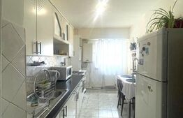 Apartament 3 camere, decomandat, 70 mp, 2 garaje, Piata Marasti
