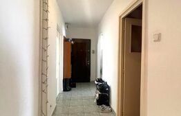 Apartament 3 camere, decomandat, 70 mp, 2 garaje, Piata Marasti