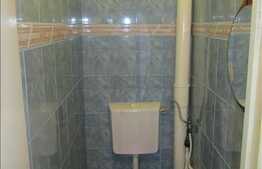 De vanzare apartament 4 camere, 80 mp, boxa subsol, zona Big