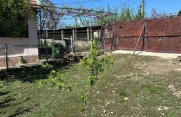 2 case cu teren 1100mp, toate utilitatile, asfalt, Cojocna