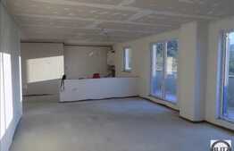 Vanzare Penthouse 3 camere, 109 mp, terase,garaj, boxa, zona strazii Avram Iancu