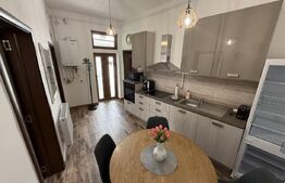 Apartament de inchiriat, cu 2 camere, 56 mp, zona ultracentrala