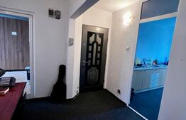 Apartament de vanzare, cu 3 camere, 65 mp, zona Piata Zorilor