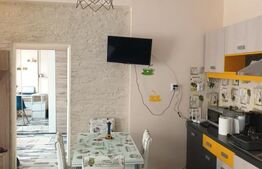 Casa de vanzare, cu 5 camere, 120 mp utili, teren 240 mp, zona UMF