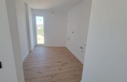Apartament de vanzare, cu 4 camere, 100 mp, zona Auchan Iris