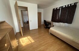 Apartament de vanzare, cu 2 camere, decomandate, garaj, zona Eliade