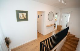 Triplex ultrafinisat, cu 4 camere, 120 mp, mobilat lux, cartierul Europa