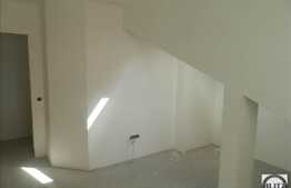 De vanzare 2 camere, decomandat, 55 mp! Zona usor accesibila! Optional garaj!