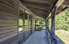 Cabană modernă în Mărișel, 4 dormitoare, teren de 1000mp