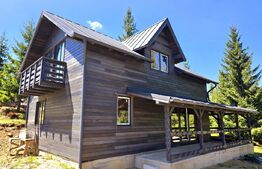 Cabană modernă în Mărișel, 4 dormitoare, teren de 1000mp