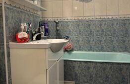 Apartament de vanzare, cu 2 camere, 51 mp, semidecomandat, zona Astra