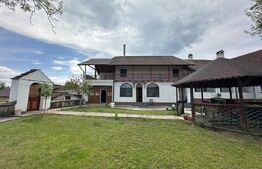 Casa saseasca autentica, complet renovata – de vanzare în Cincu, Brașov