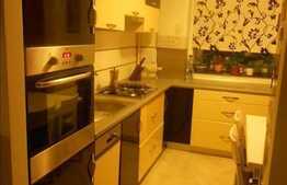 Vanzare apartament 2 camere, 57 mp, terasa, zona Polus Center