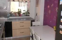 Vanzare apartament 2 camere, 57 mp, terasa, zona Polus Center