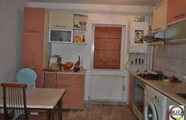 De vanzare apartament 3 camere, 69 mp, boxa subsol, zona strazii Louis Pasteur