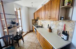 Apartament cu 2 camere, 60 mp, decomandat, parcare, zona Marasti