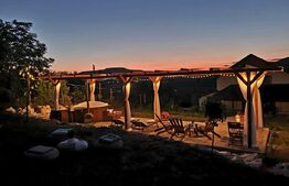 Casă modernă multifuncțională/pensiune de vânzare în Mera, aproape de Cluj