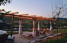 Casă modernă multifuncțională/pensiune de vânzare în Mera, aproape de Cluj