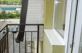 2 camere, decomandat, 48 mp, zona strazii Florilor, parcare inclusa!