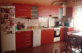 Vanzare apartament 2 camere, 44,56 mp, boxa, parcare, zona strazii Bucium