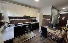 Apartament de vanzare, cu 3 camere, complet mobilat și utilat, zona Astra
