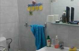 Vanzare apartament 3 camere, 88 mp, decomandat, garaj, zona centrala