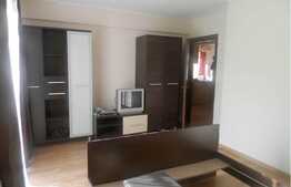 Vanzare apartament cu 3 camere, 63 mp! Zona strazii Plopilor!