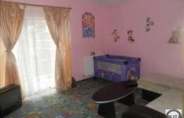 Vanzare apartament cu 2 camere, 52 mp! Loc de parcare! Zona strazii Eroilor!