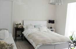 Vanzare apartament 3 camere, 65 mp, boxa, parcare, zona Aleea Negoiu