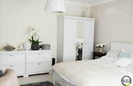 Vanzare apartament 3 camere, 65 mp, boxa, parcare, zona Aleea Negoiu