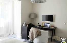 Vanzare apartament 3 camere, 65 mp, boxa, parcare, zona Aleea Negoiu