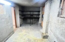 Casa de vanzare, cu 2 camere, 82 mp, zona centrala