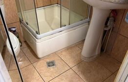 Apartament cu 4 camere, 2 bai, 90 mp, 2 locuri de parcare, zona Mall Coresi