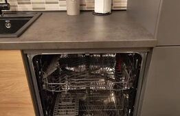 Apartament de lux, cu 2 camere, 54 mp, zona Coresi Mall