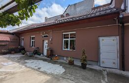 Casa in curte comuna, 2 camere, 54 mp, renovat complet in 2022, zona Clujana