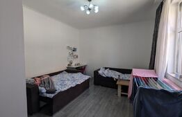 Casa in curte comuna, 2 camere, 54 mp, renovat complet in 2022, zona Clujana